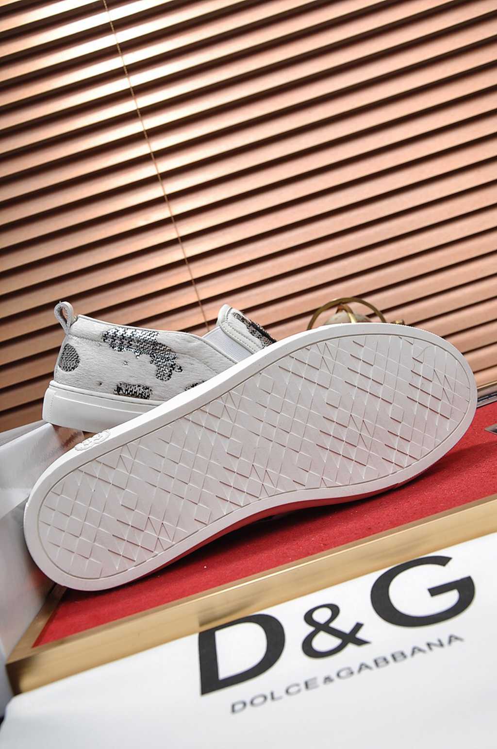 D*G sneaker